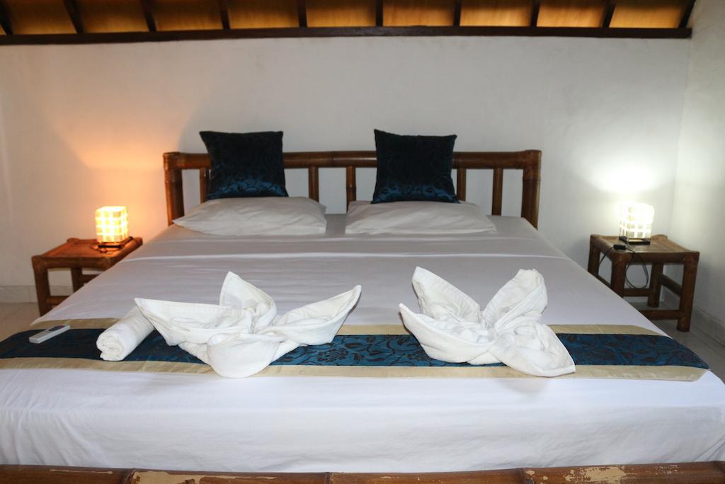 Star Bar And Bungalows Νησιά Γκίλι Δωμάτιο φωτογραφία