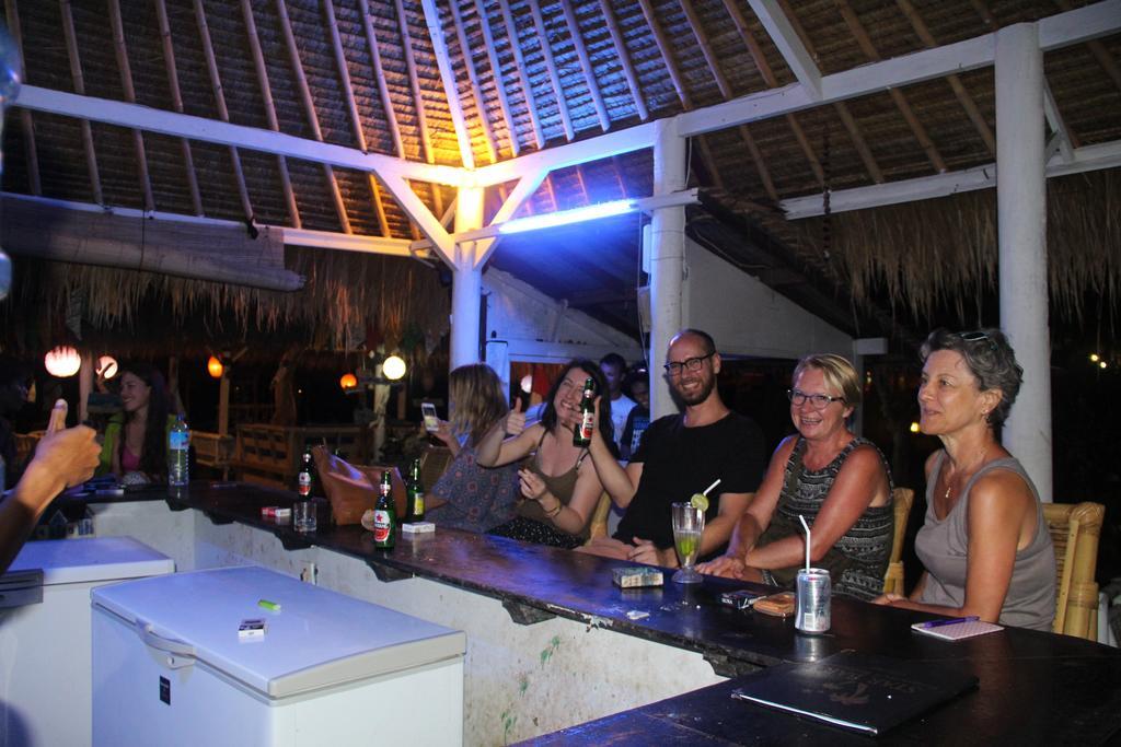 Star Bar And Bungalows Νησιά Γκίλι Εξωτερικό φωτογραφία